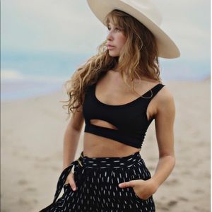 👁 SOLD 👁 zhennymph cleo top